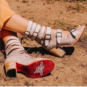 Freebird Strappy Beige Sandals